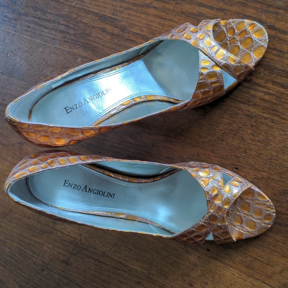 Enzo Angliolini Magnify Croc Embossed Stiletto Heels - Picture 6 of 11